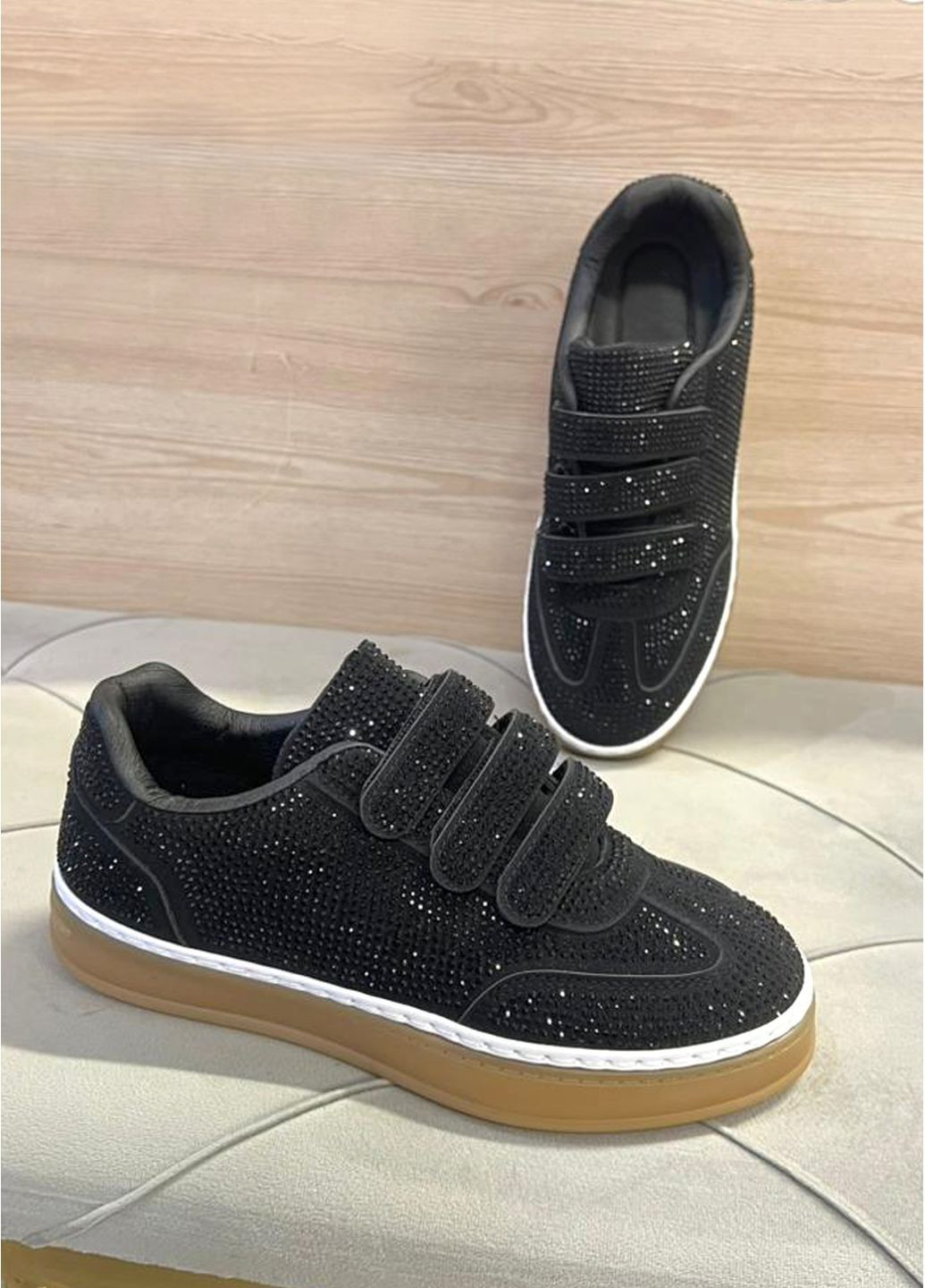 Черные кеды женские черные на липучках со стразами. Fashion