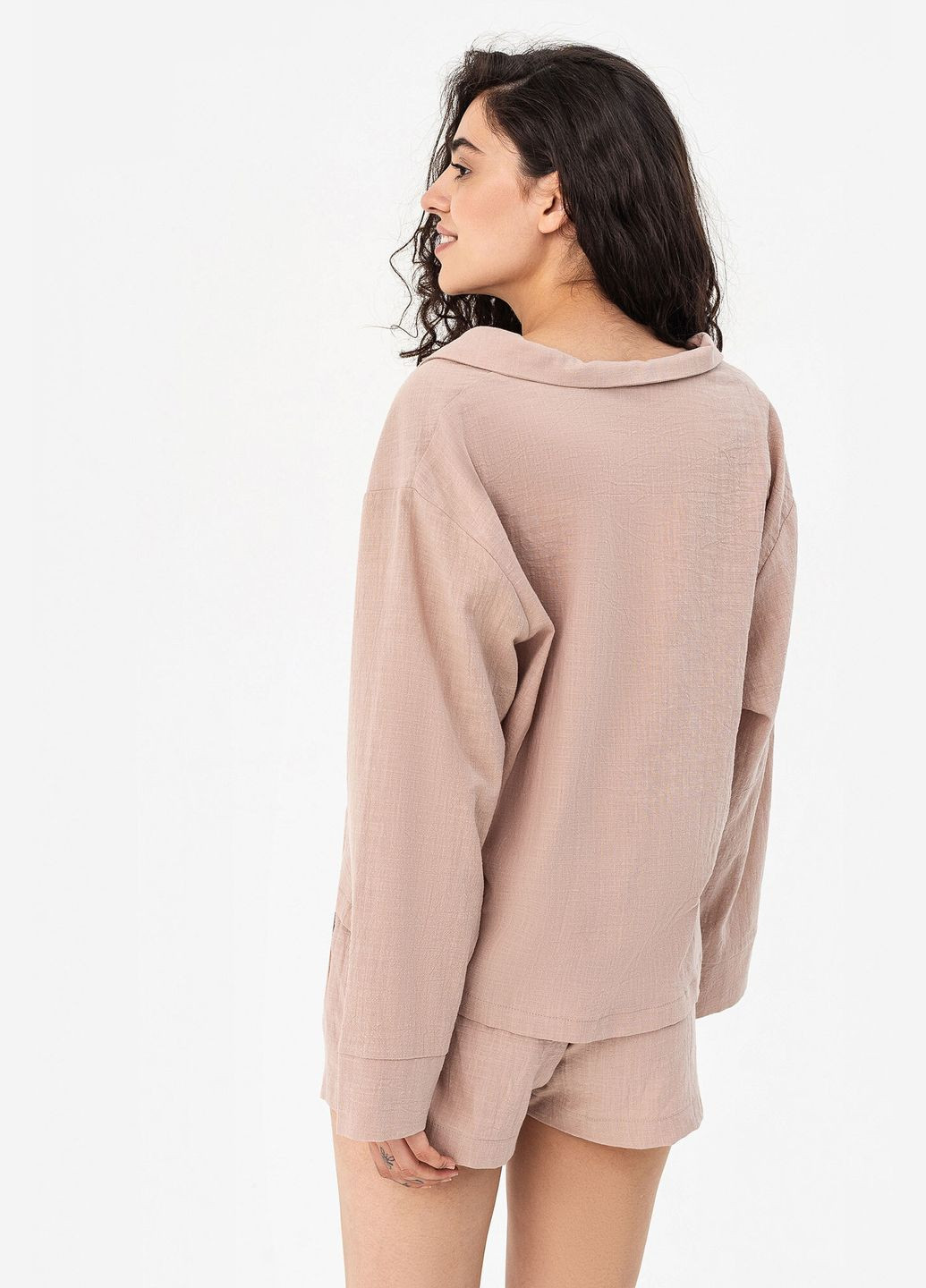 Бежевая рубашка однотонная Garne