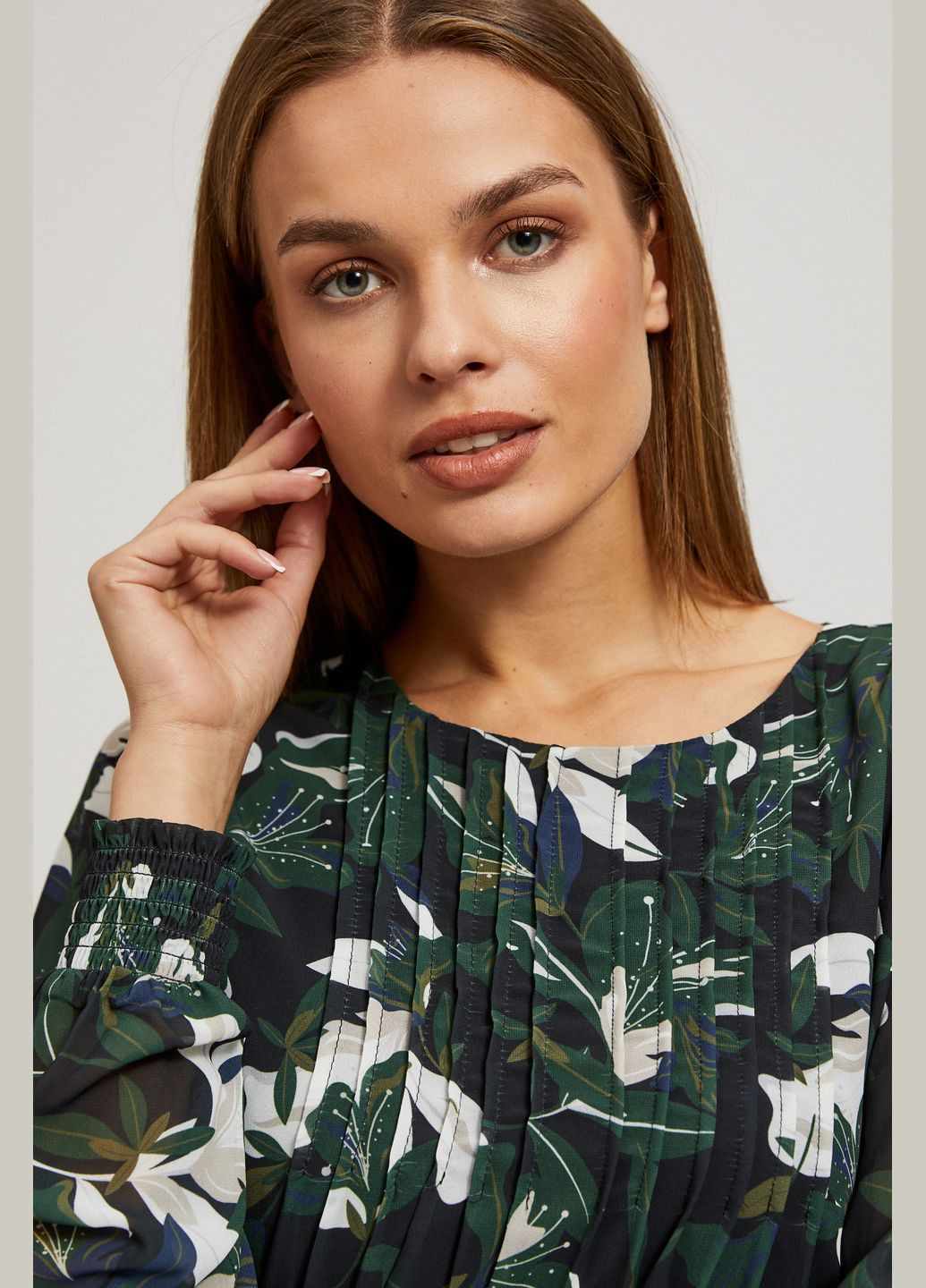 Зеленое платье Moodo