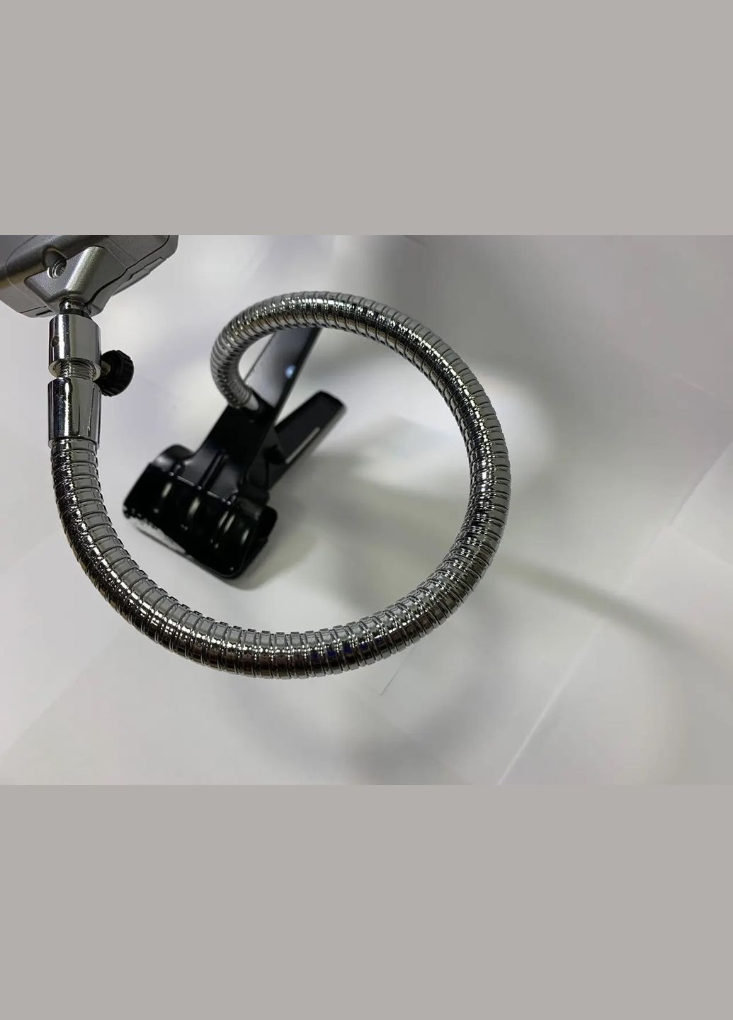 Лупа двойная на гибкой ноге с зажимом 15122C с LED-подсветкой 2х и 6-кратное увеличение MG (302833508)