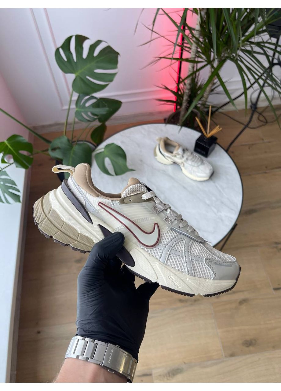 Бежеві Осінні кросівки чоловічі і жіночі nike runtekk orewood brown light bone | найк рунтекк оревуд бежеві No Brand