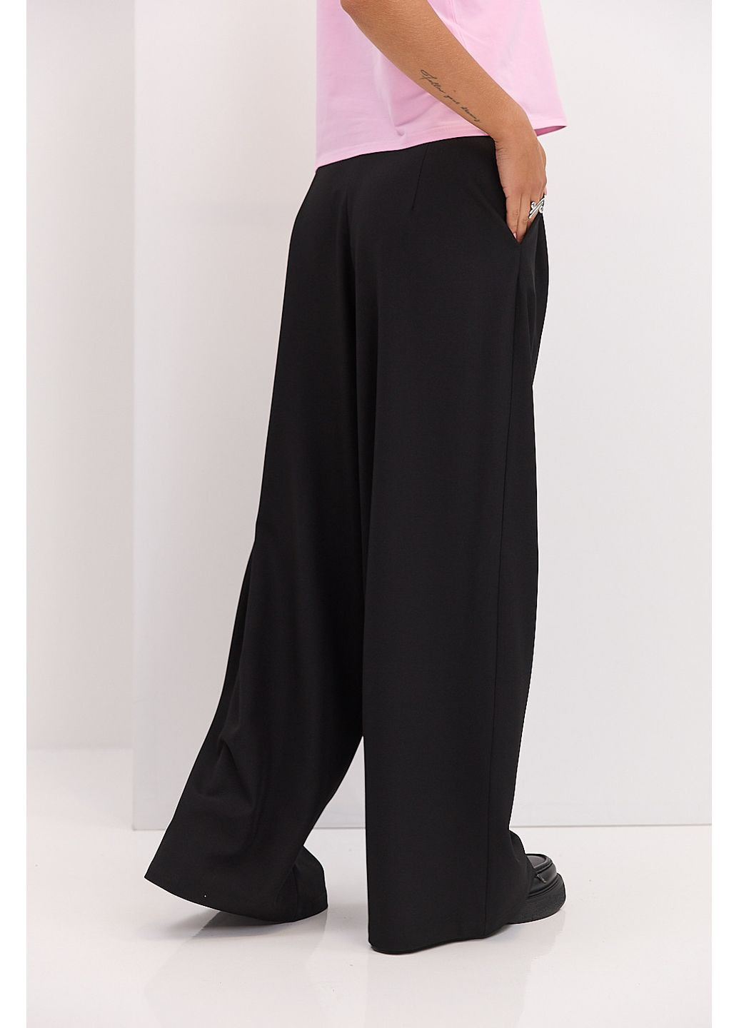 Женские брюки-палаццо со складками черные Arjen (361056778)