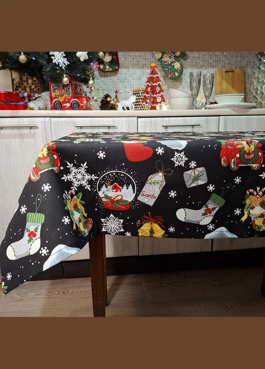 Скатерть Charms новогодняя водостойкая 110х140 см черная (2800004658553) SoundSleep (307510726)