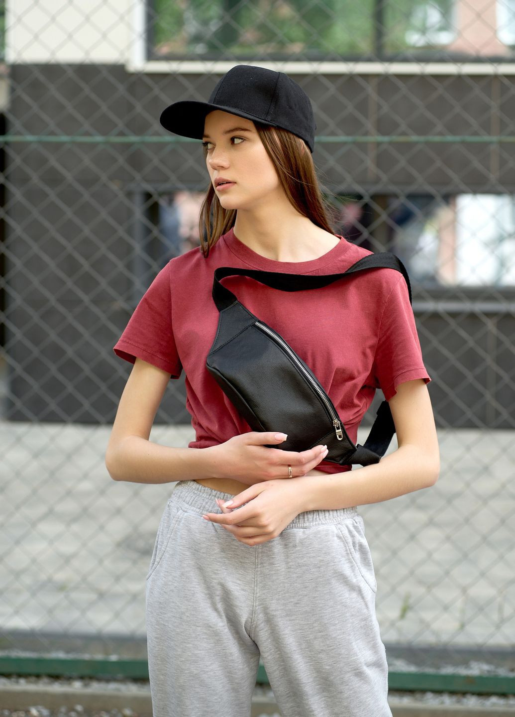 Сумка на пояс бананка кожаная Tirso PSS черная Sambag (325470608)