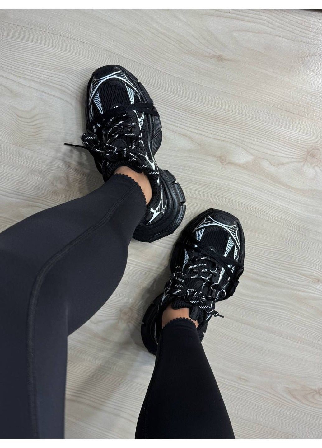 Кросівки жіночі B-lncga 1001-2 3XL шнурівка комбіновані чорні No Brand чорні всесезони (365696419)