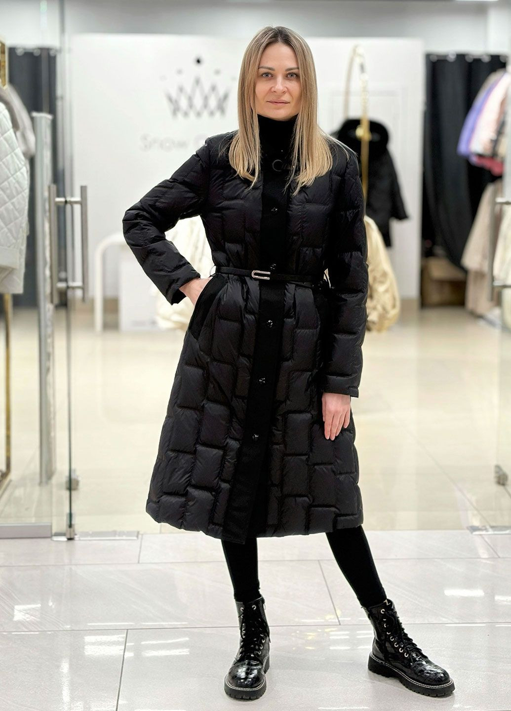 Жіночий плащ 25122 Black CHANEVIA на кнопках демісезон (317368261)