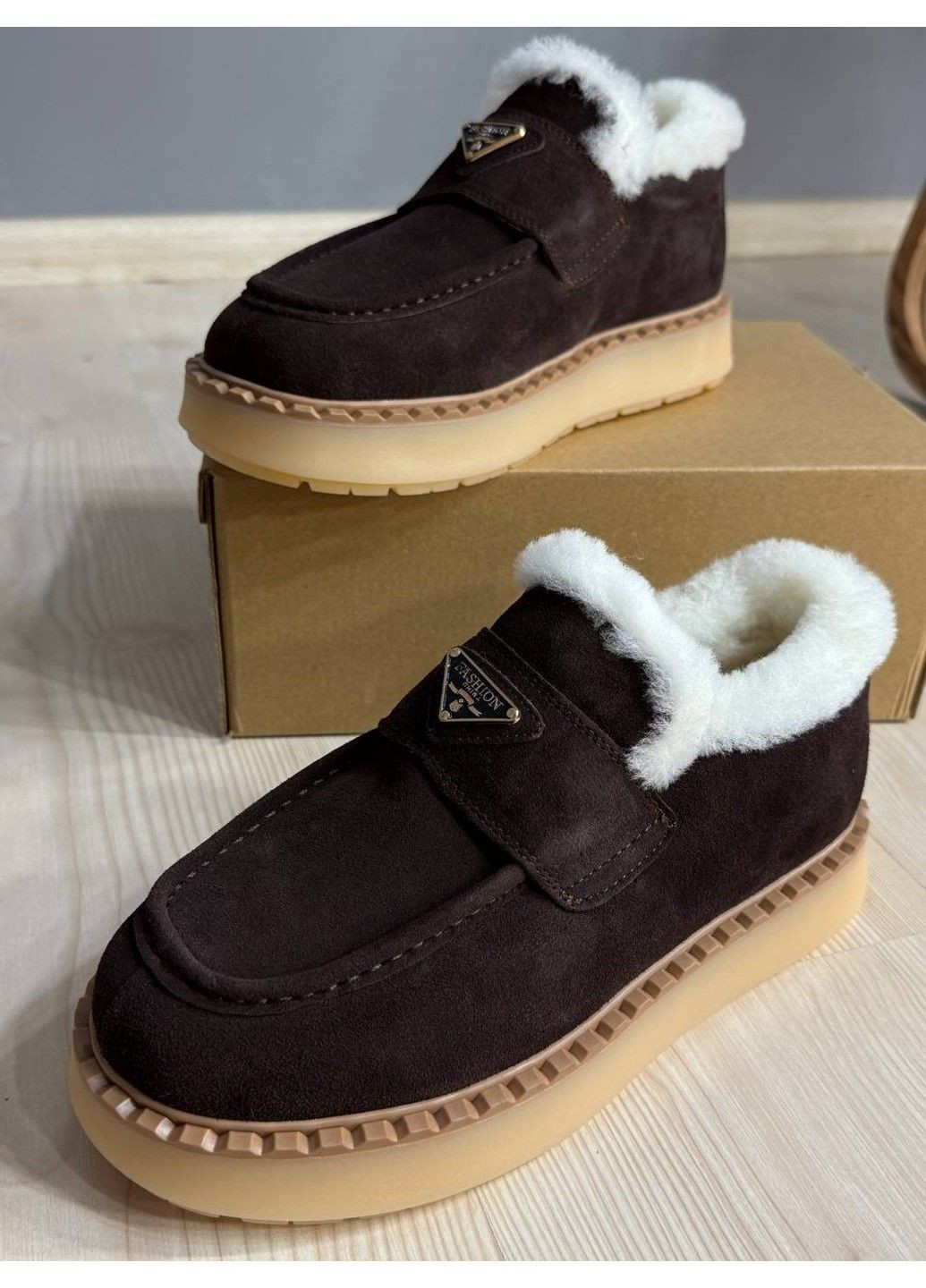 Черевики жіночі 69-6 лофери замшеві на хутрі коричневі Hengji (363619180)