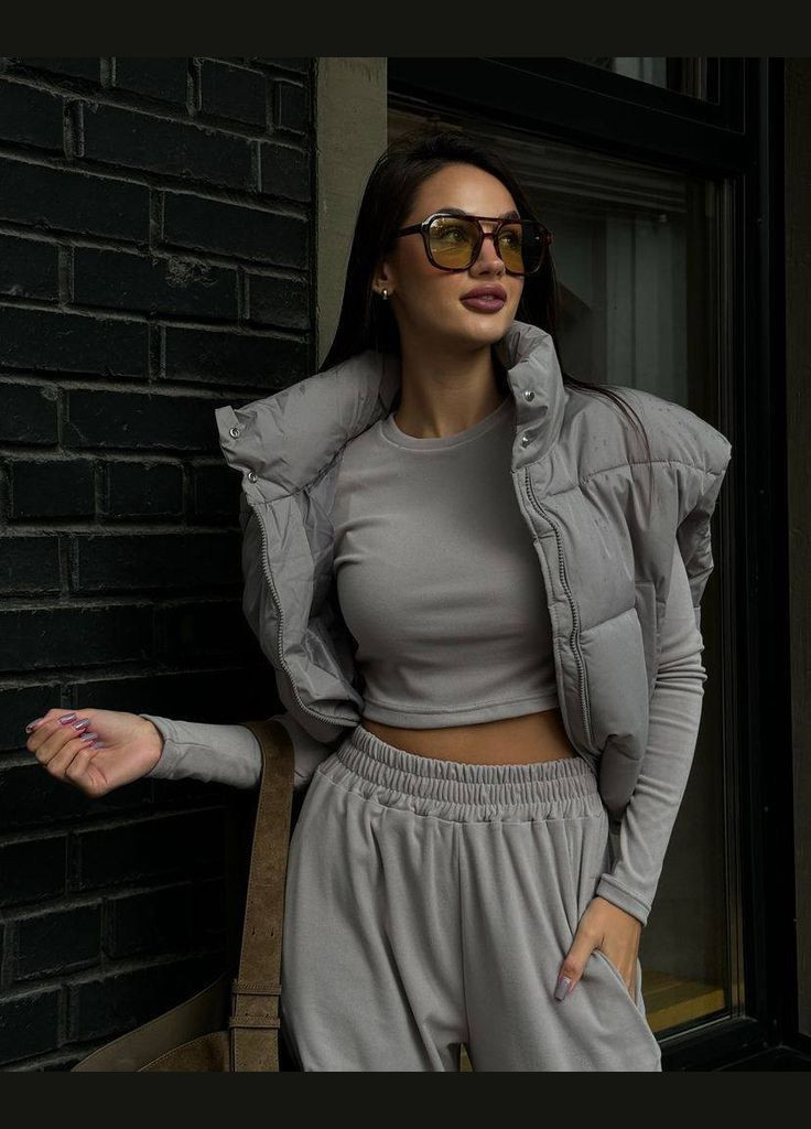 Костюм жіночий з прямими штанами та топом No Brand (315510142)