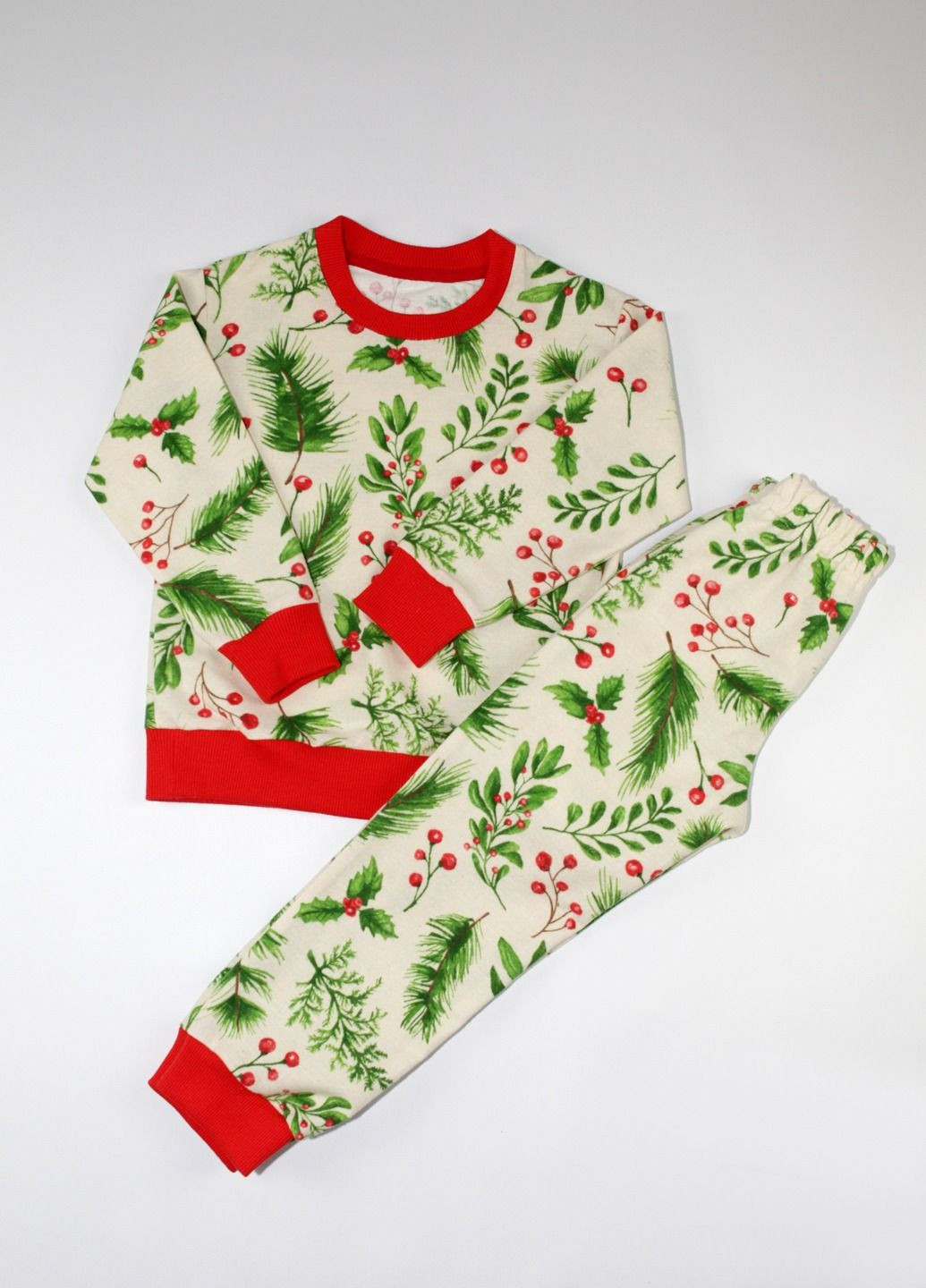 Комбінована зимня піжама дитяча фланелева ягідна зима світшот + брюки Мавка