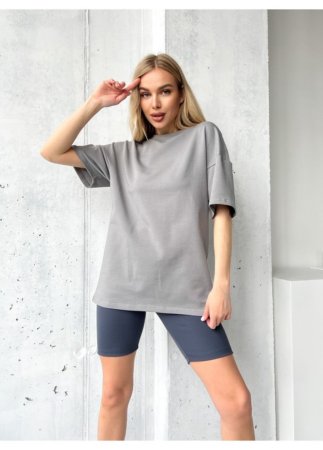Сіра літня жіноча футболка оверсайз cotton сіра Teamv