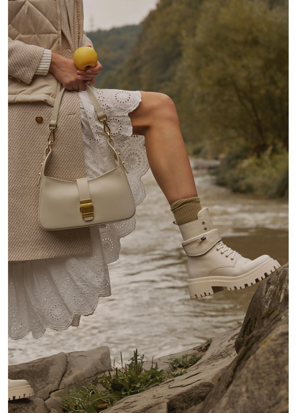 Черевики, колір молочний Estro (355384838)