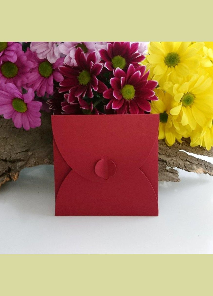 Подарочный конверт 100х100 мм из цветного дизайнерского картона Бордовый No Brand (326063588)