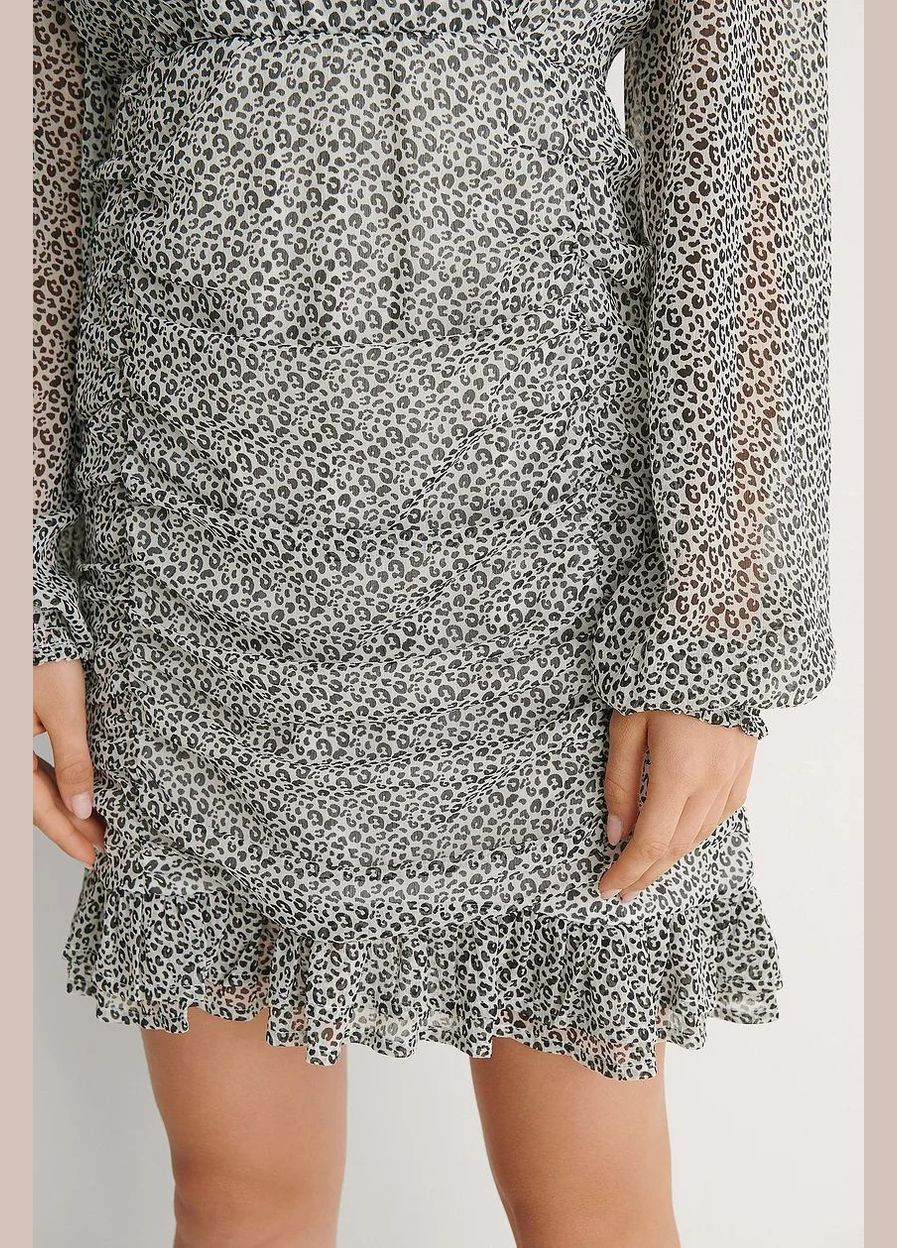 Білий сукня демісезон,білий в чорний візерунок, NA-KD