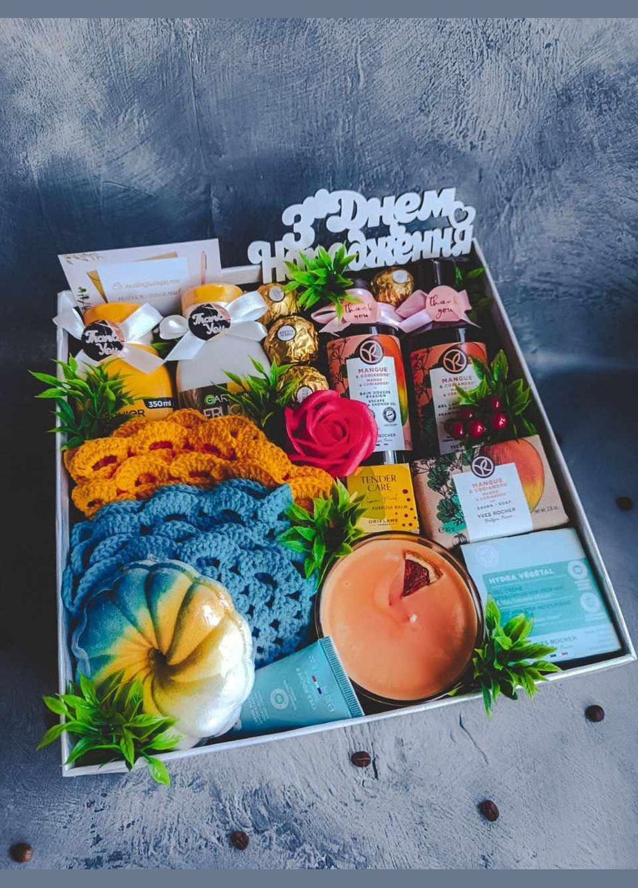 Подарунковий набір для дівчини для дружини для мами подарунок жінці кумі на день народження на 8 березня No Brand (315896611)