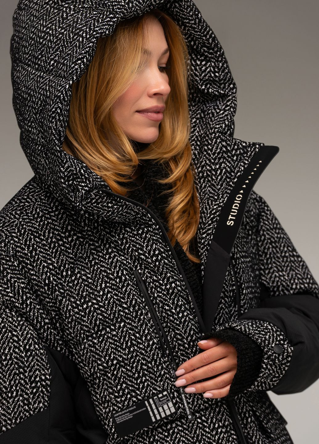 Черно-белый Пуховик Yimosis