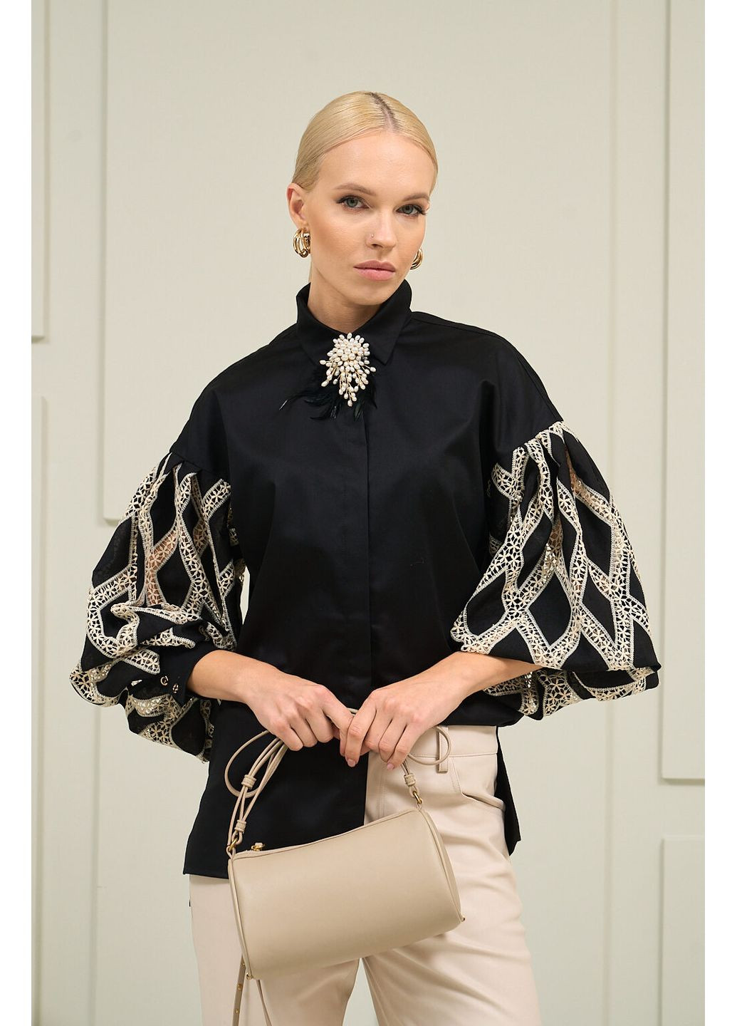 Чёрная черная блуза с изысканным рукавом - ua54 / eu48 Iren Klairie