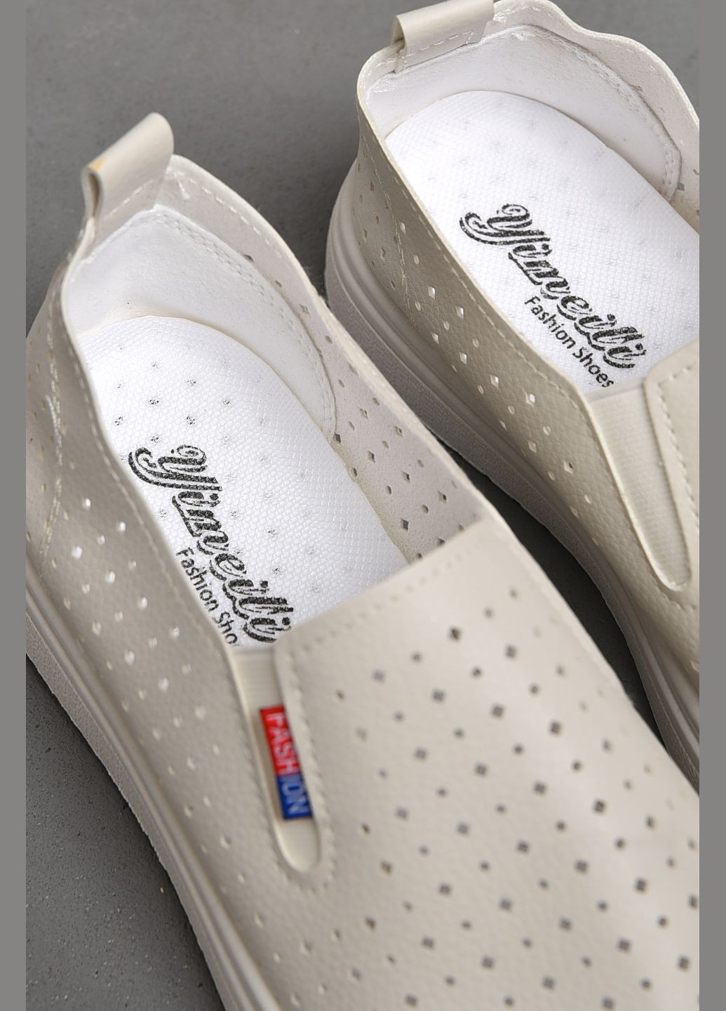 Мокасини жіночі бежевого кольору на шнурівці Let's Shop (290011277)