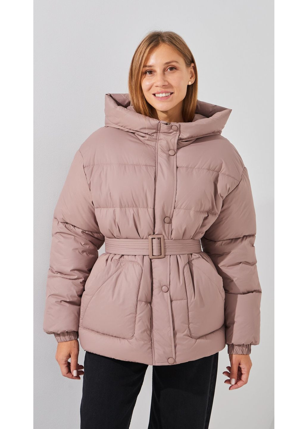 Бежева зимня куртка однотонна жіноча wbc02420 shop (2888000014344) LAWA