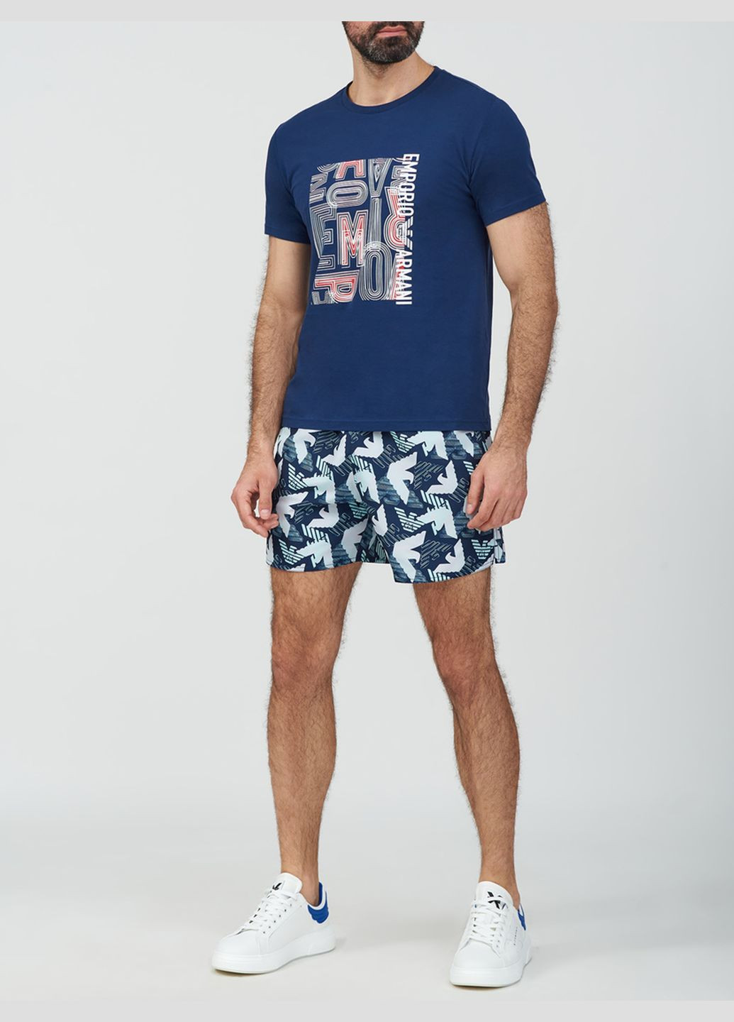 Синяя футболка EA7