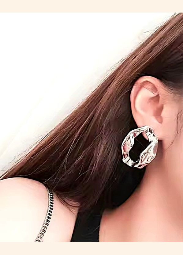Сережки жіночі М'який метал кола сріблясті No Brand (338217788)