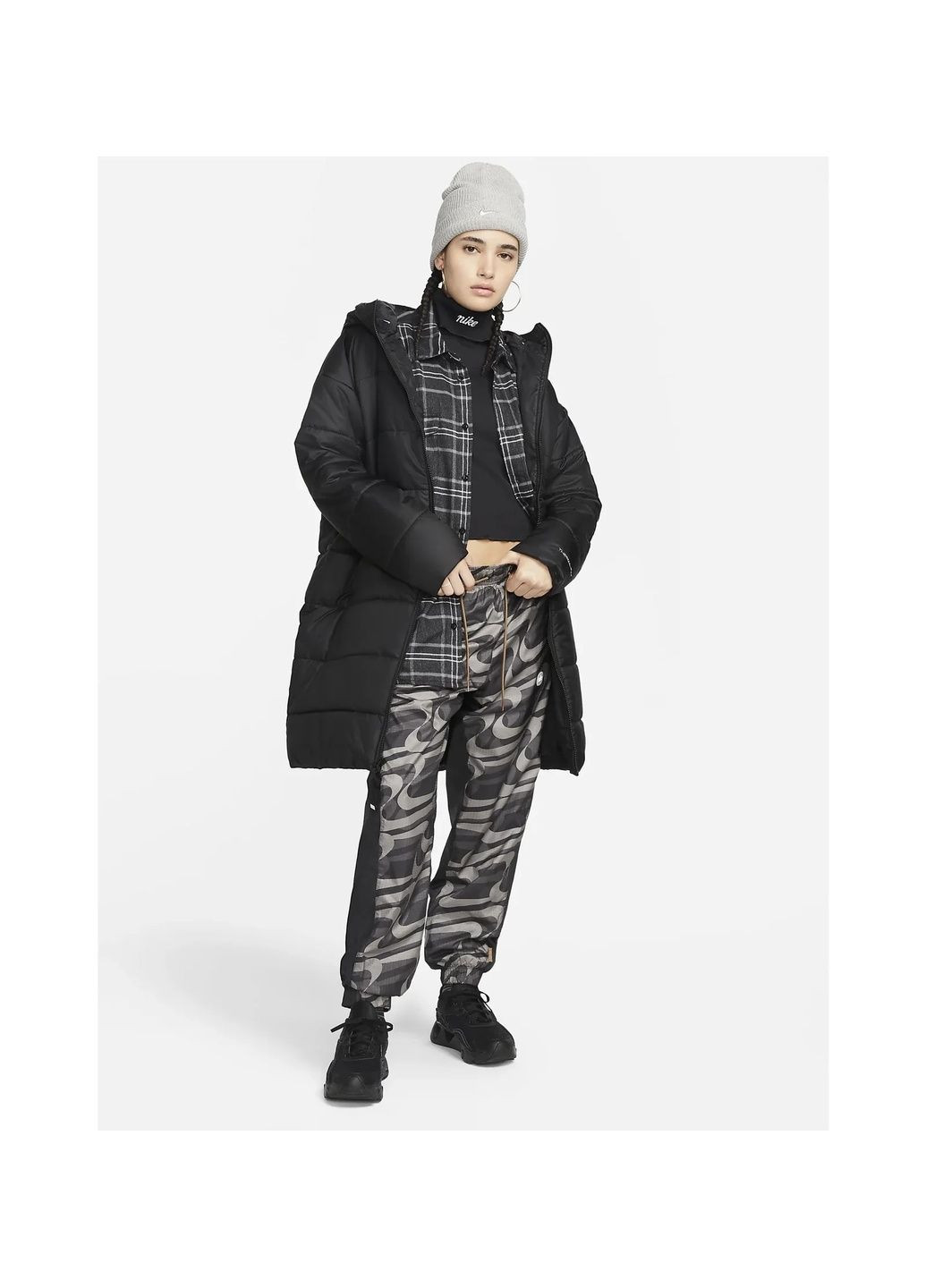 Черная женская парка w nsw syn tf rpl hd black dx1798-010 Nike