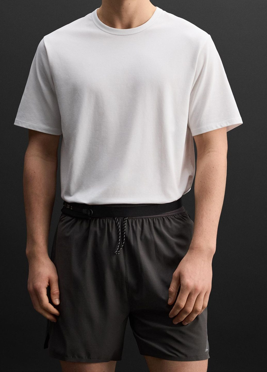 Біла футболка Zara