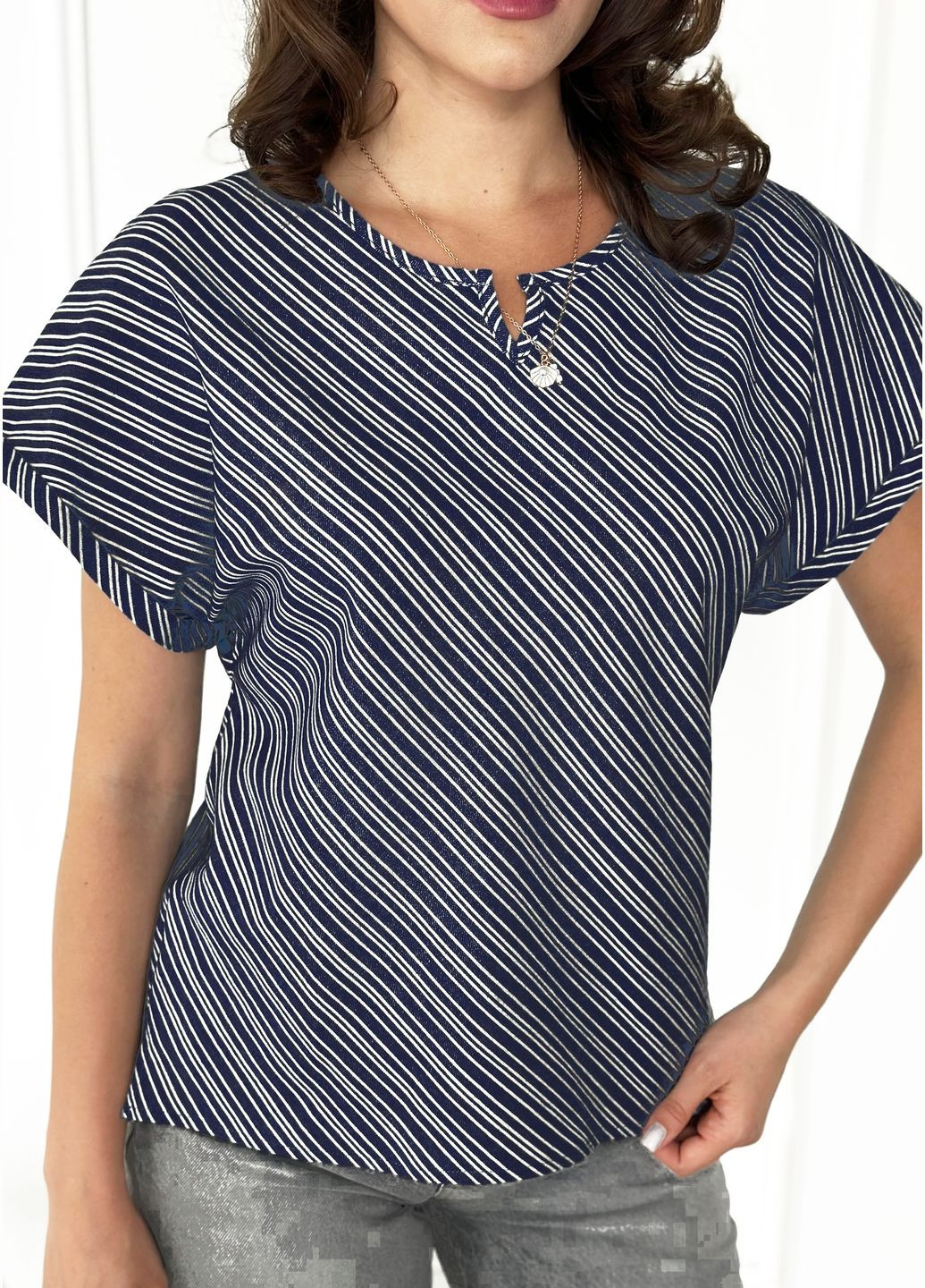 Тёмно-синяя легкая женская блуза из натурального хлопка INNOE Блуза-футболка