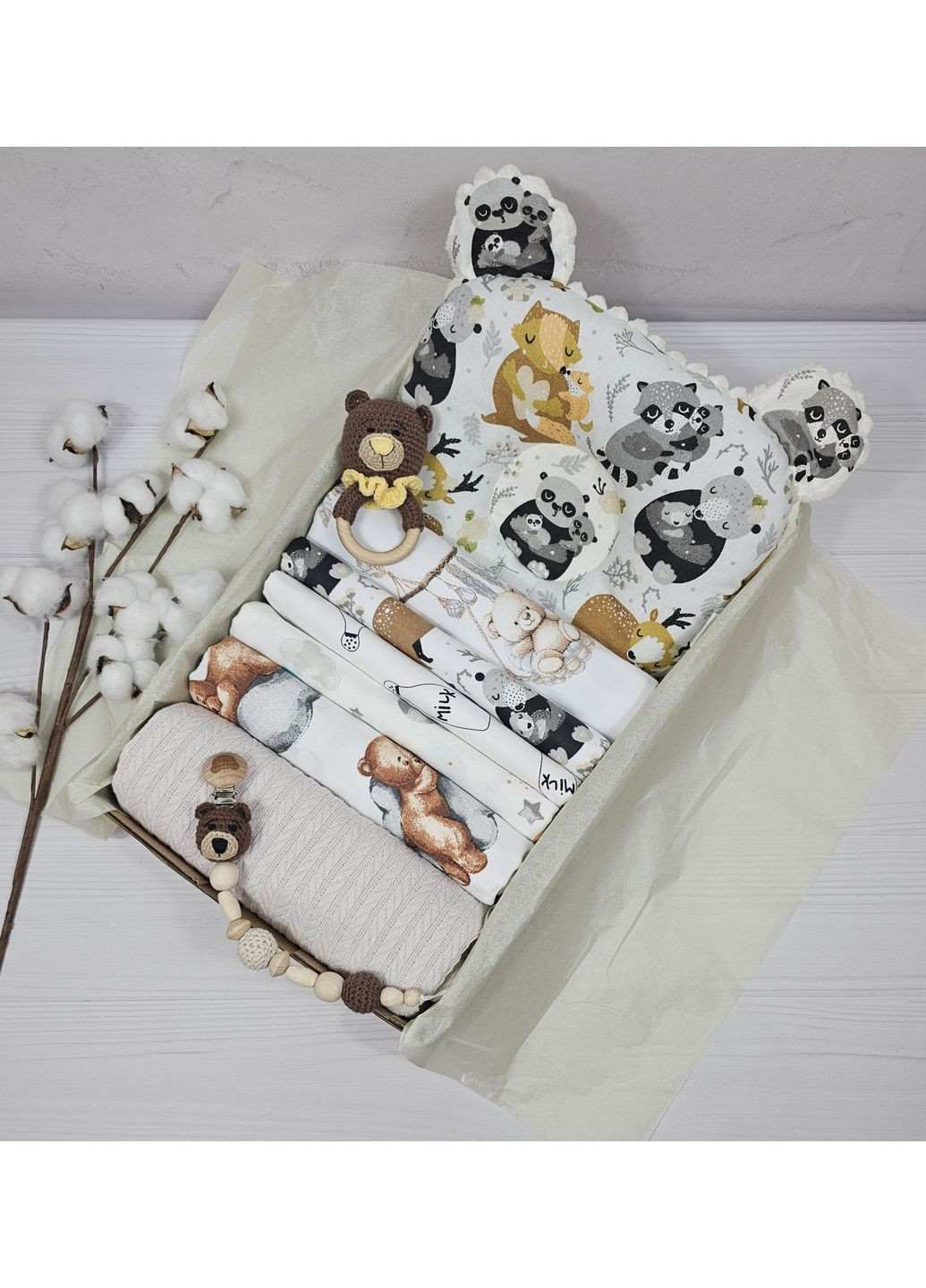 Набор для новорожденного: 5 пеленок, плед и подушка a.l.babybox Мамины объятия No Brand (350915635)