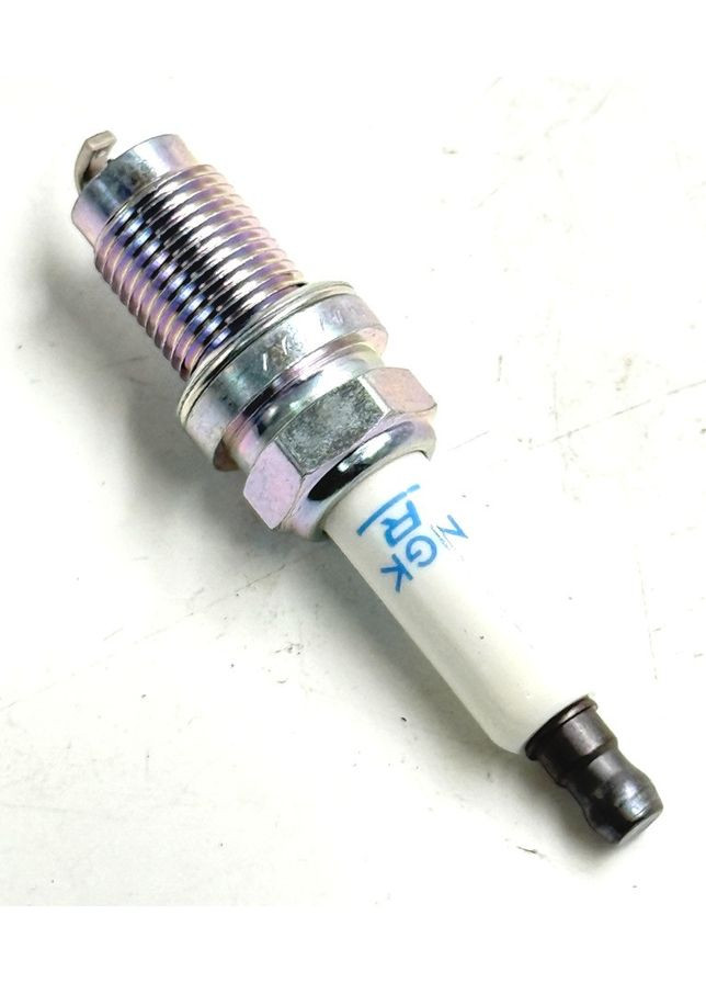 Свеча зажигания PZFR6R 5758: OCTAVIA: GOLF TOURAN PASSAT NGK (345736553)