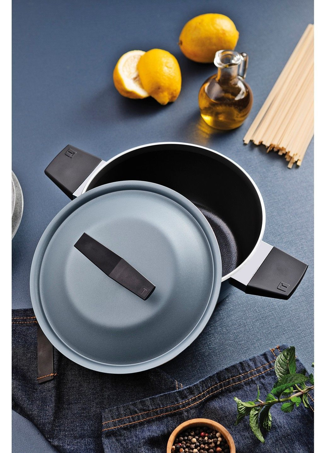 Каструля SPEZIA з кришкою 4,3л (діам 24см) BLUE (28372/124) Tramontina (365278510)