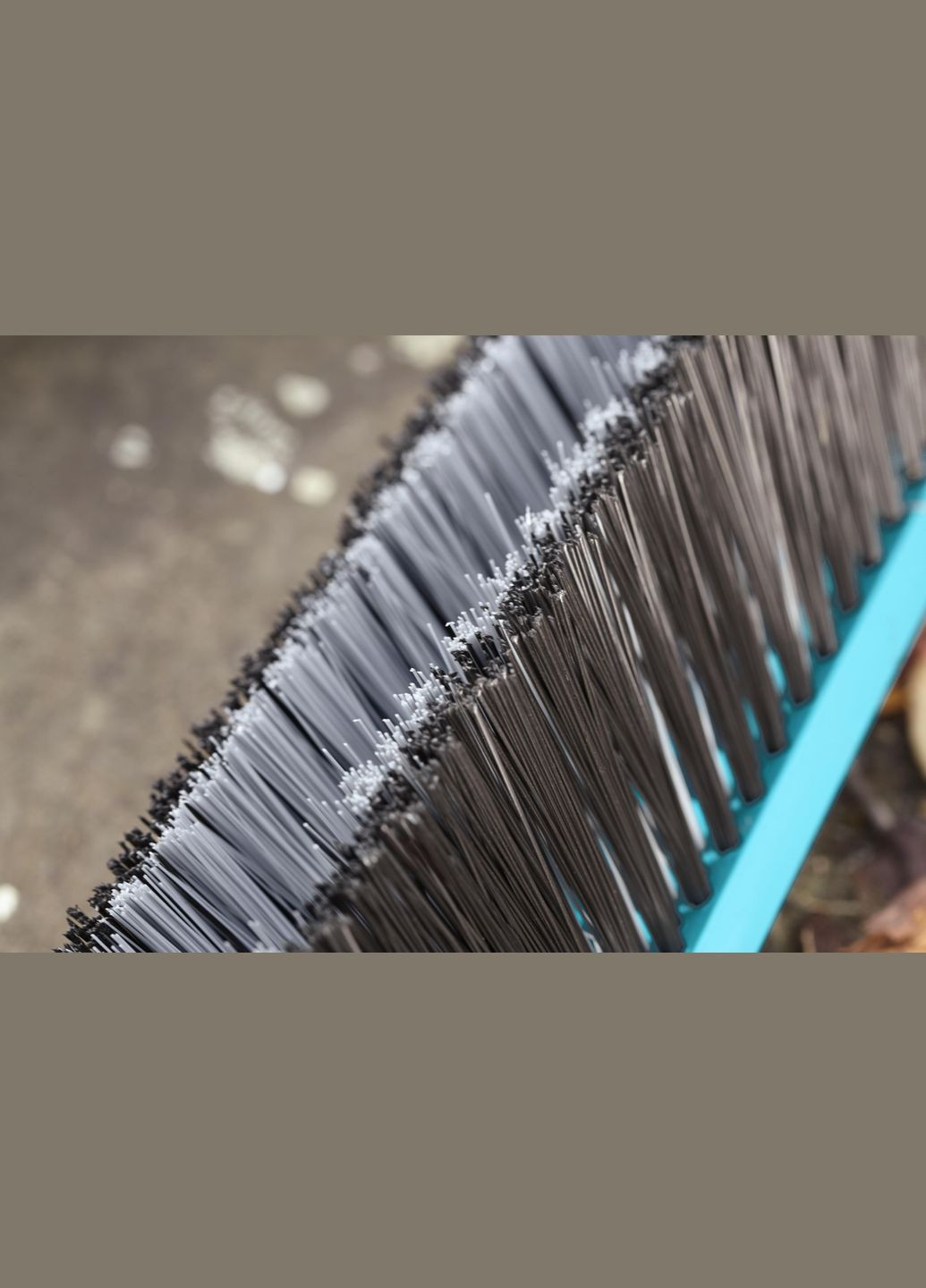 Щетка для уборки во дворе и доме Combisystem 45 см с деревянной ручкой 130 см (0362236) Gardena (304770578)