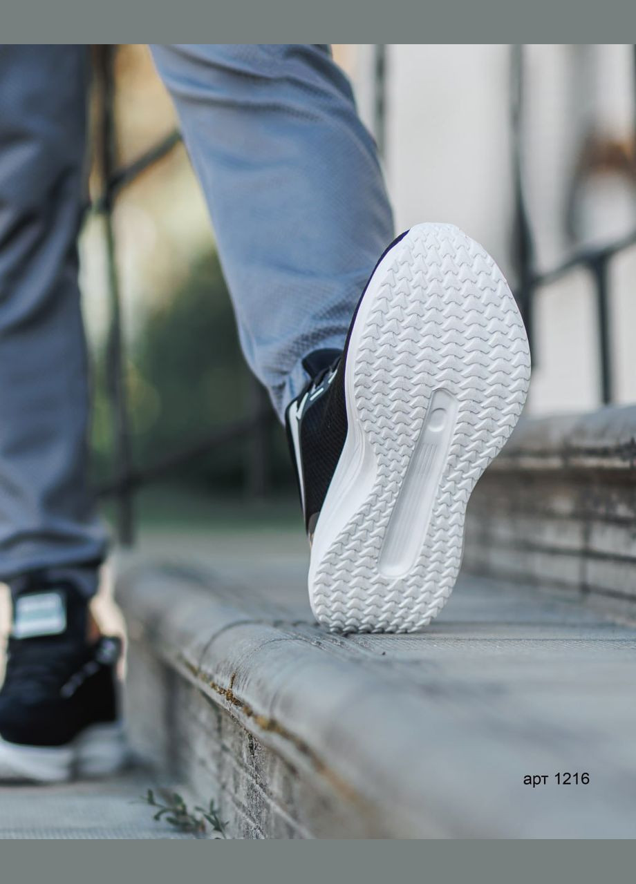 Чорно-білі всесезон чоловічі кросівки No Brand