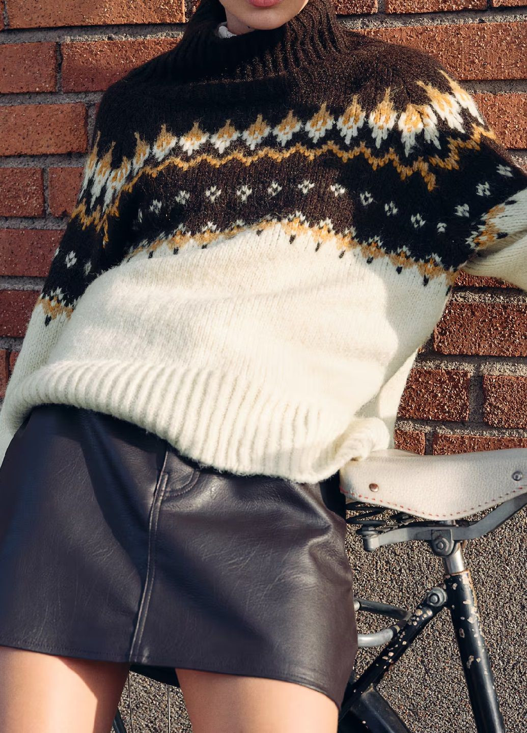 Світло-бежевий демісезонний светр H&M