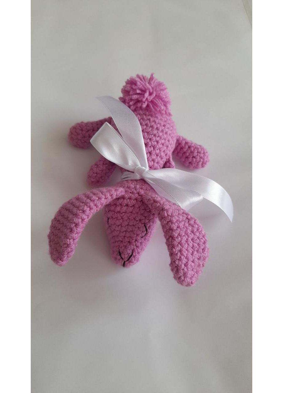 Вязаная игрушка Зайка сплюшка с лентой ручная работа мягкая игрушка No Brand (363329730)