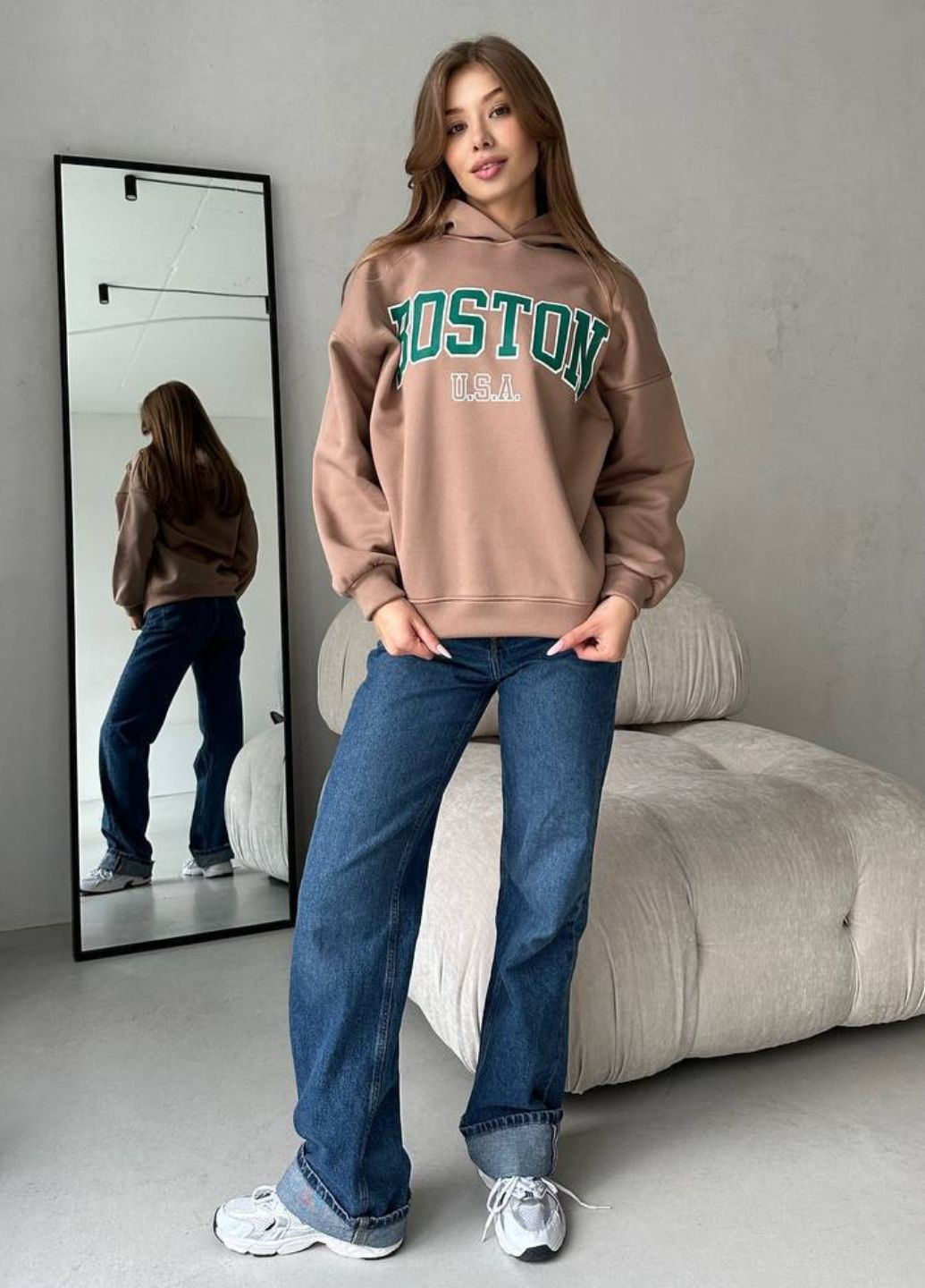 Базовий повсякденний оверсайз худі з капюшоном, прорезиненим накатом та довгими рукавами Tik-Tak (323164357)