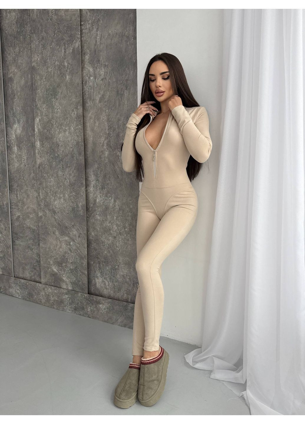 Жіночий комбінезон Asi.Store.ua комбінезон-брюки бежевий спортивний, повсякденний, вечірній, кежуал трикотаж