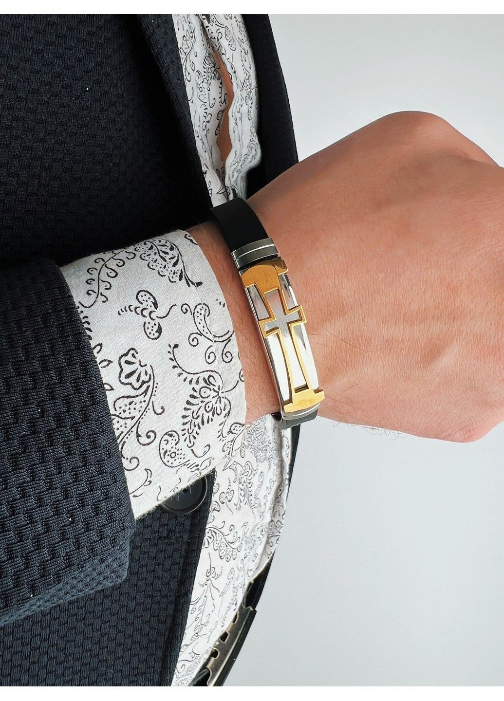 Браслет из медицинской стали крестик на силиконовом ремешке 20см BSS-048 No Brand (299486550)