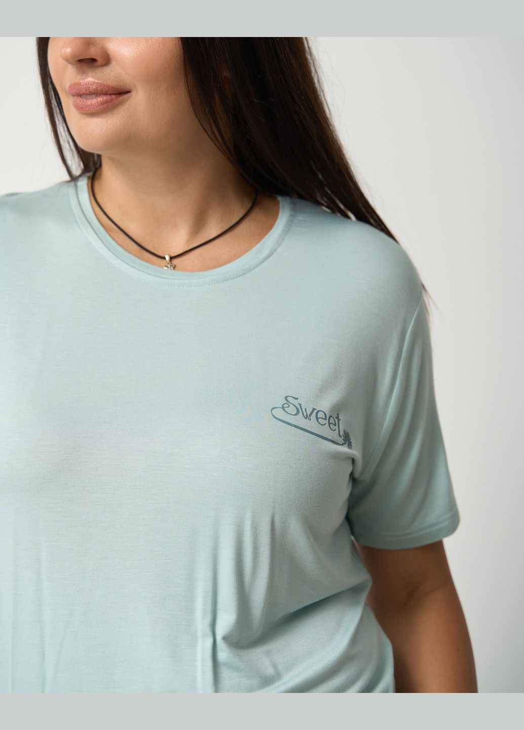 Бирюзовая батальный комплект капри и футболка Nicoletta