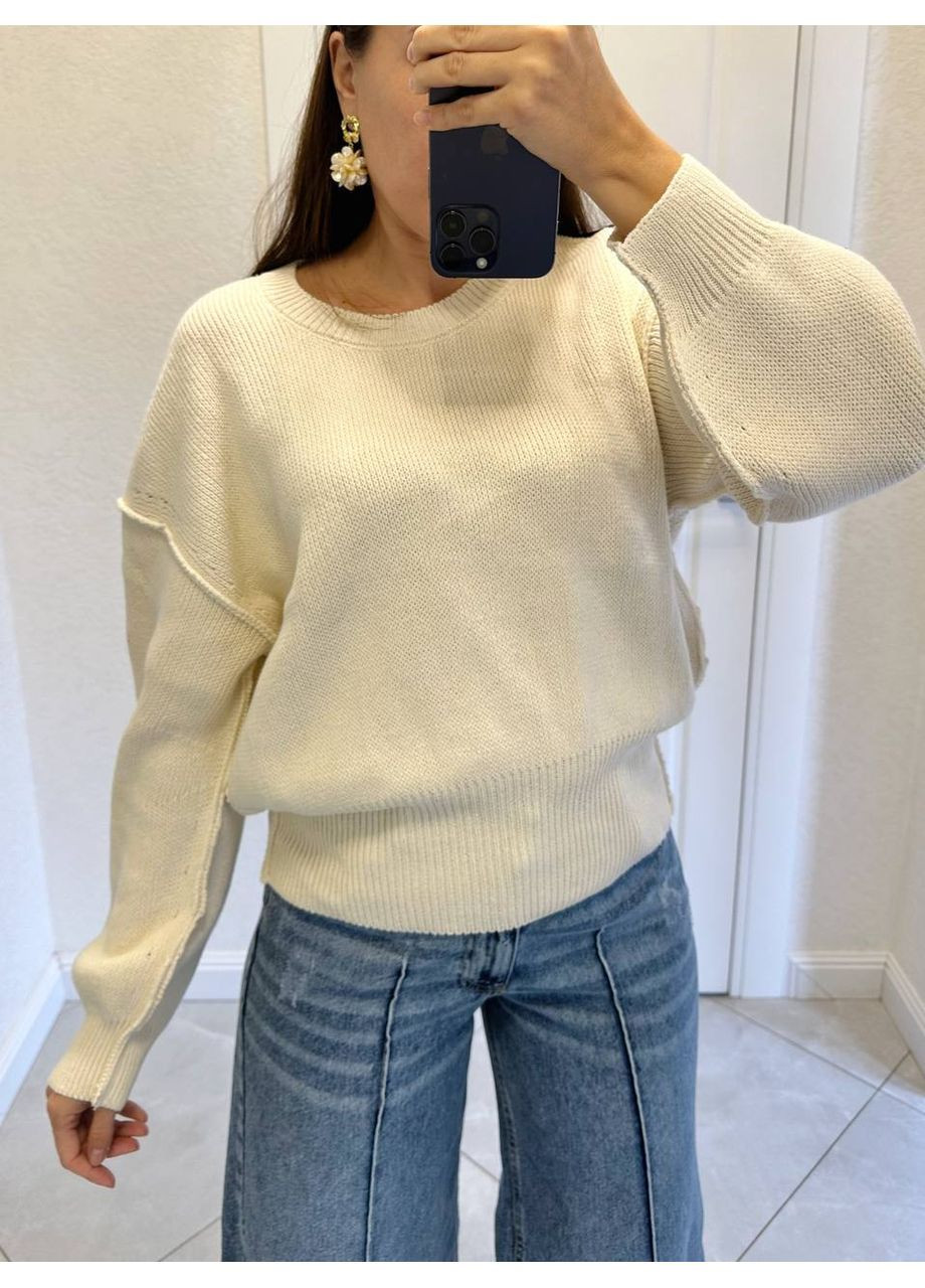 Молочный демисезонный свитер женский оверсайз пуловер Style Point