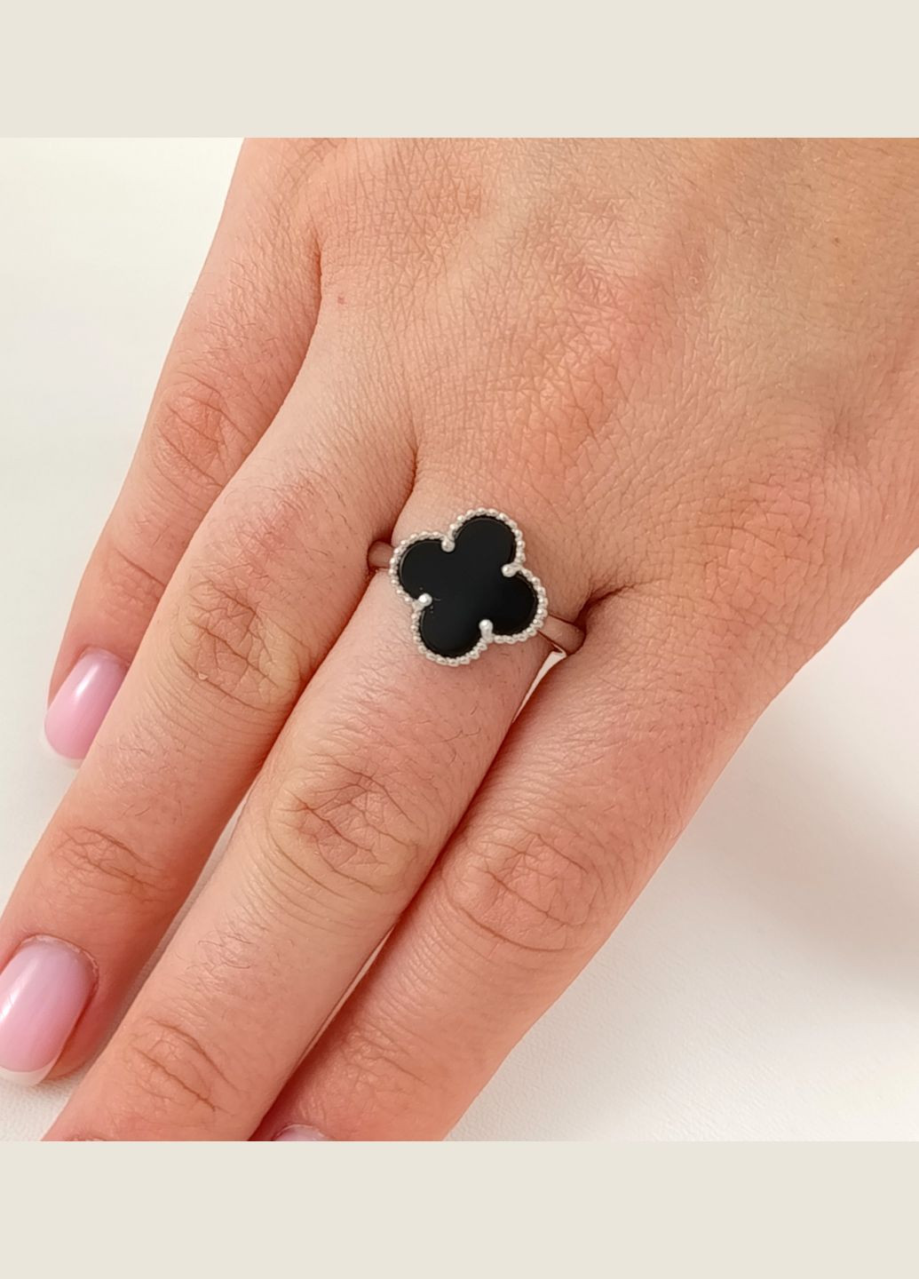 Кольцо серебряное "Клевер" с ониксом ККЛП/Б-он Shatlen Каблучка (328445749)