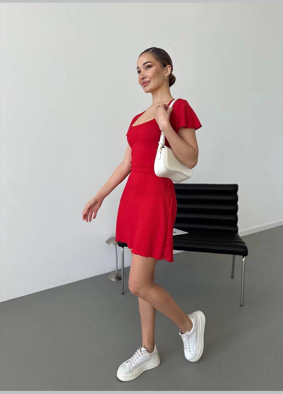 Красное повседневный, кэжуал легкое мини платье в рубчик со стильной шнуровкой по спинке Vakko однотонное