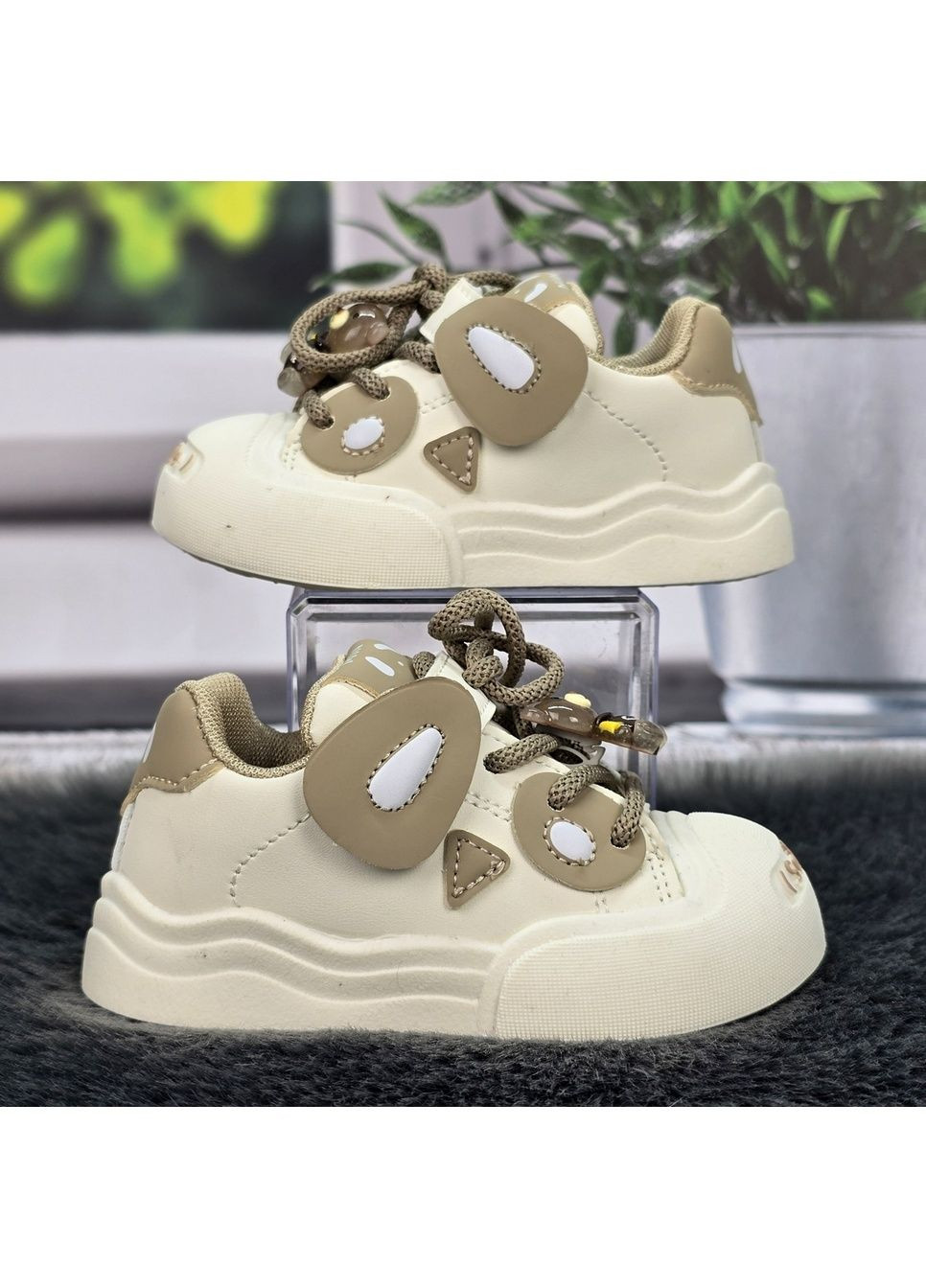 Молочные демисезонные кроссовки детские для девочки Paliament