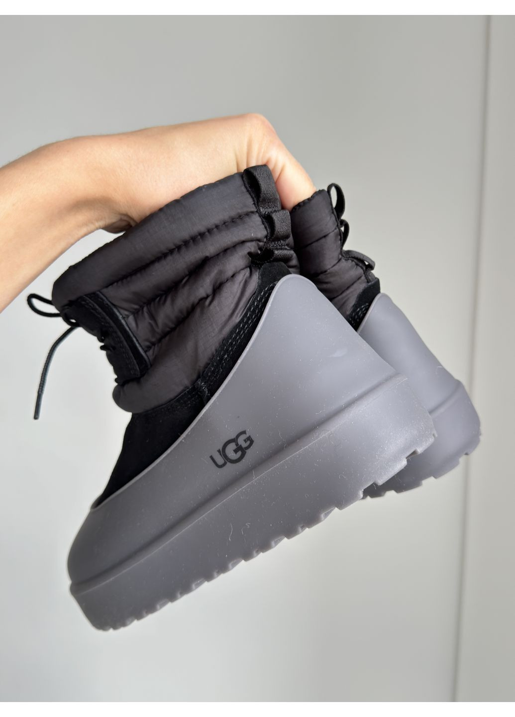 Кроссовки женские и мужские UGG Classic Mini Lace-Up Black | Угі Класік Міні чёрные демисезоны (372463794)