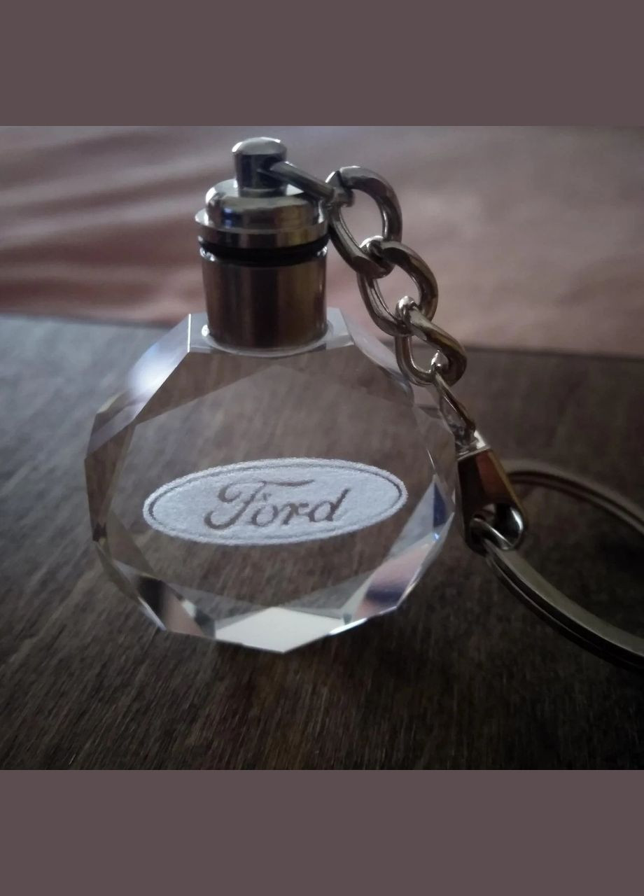 Брелок автомобільний на ключі Форд автобрелок з логотипом Ford з підсвіткою (R050878) GF (360768325)
