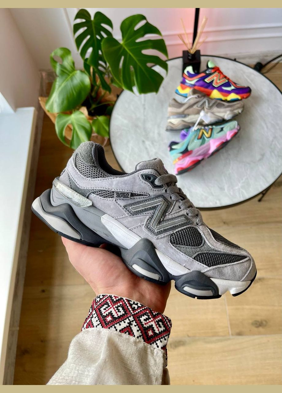 Серые кроссовки Vakko -