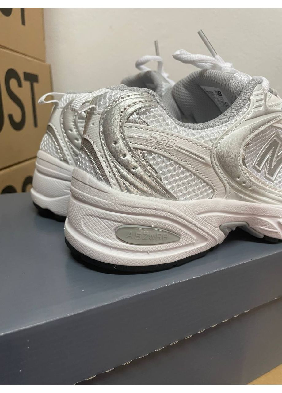 Білі Осінні кросівки чоловічі new balance 530 silver white premium нью беланс 530 No Brand