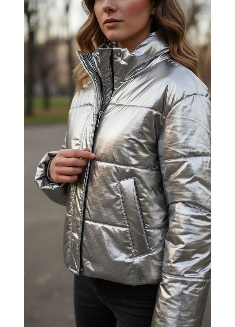 Серебряная демисезонная куртка Amazonka