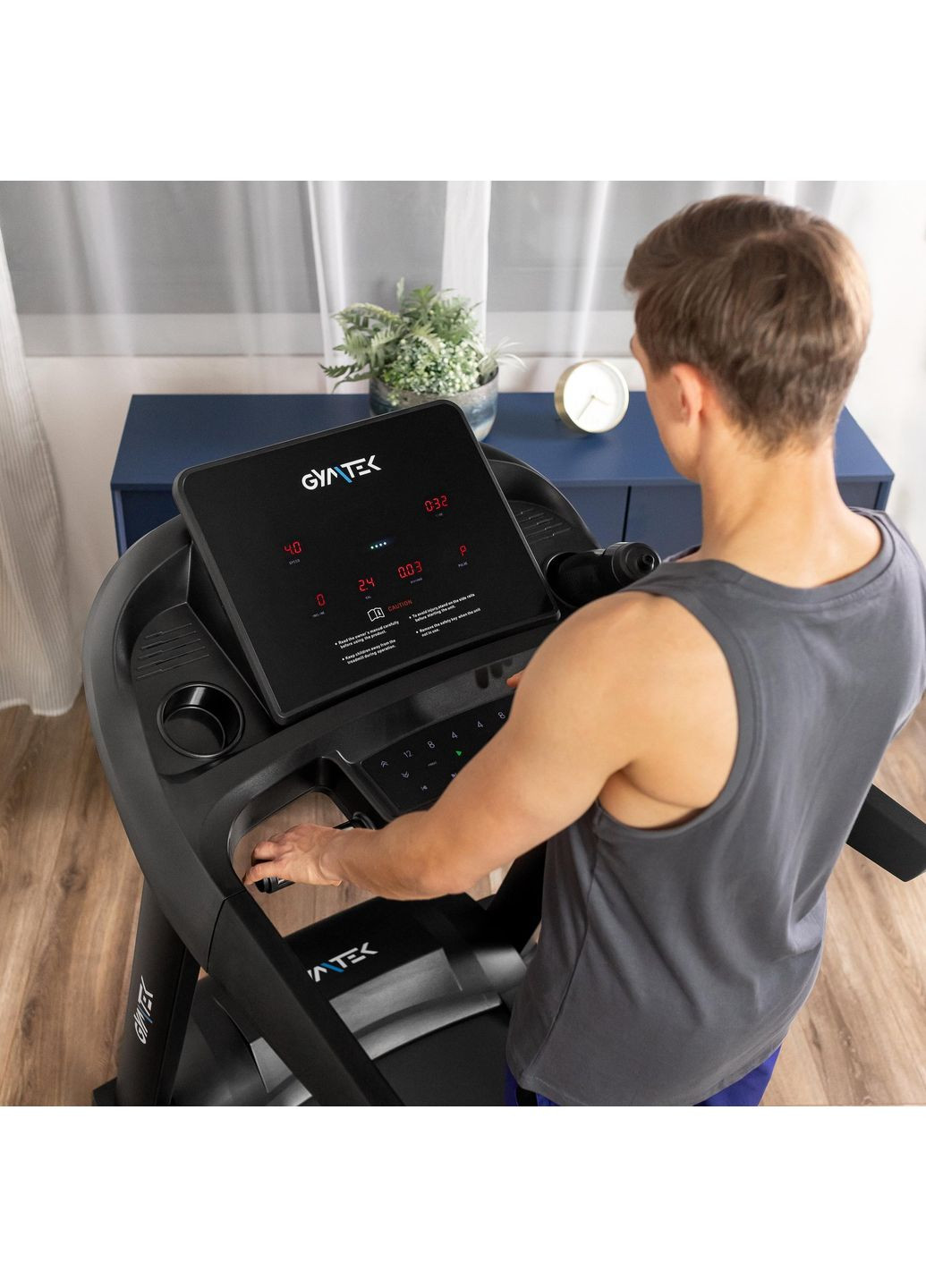 Бігова доріжка XT900 Gymtek (365718020)