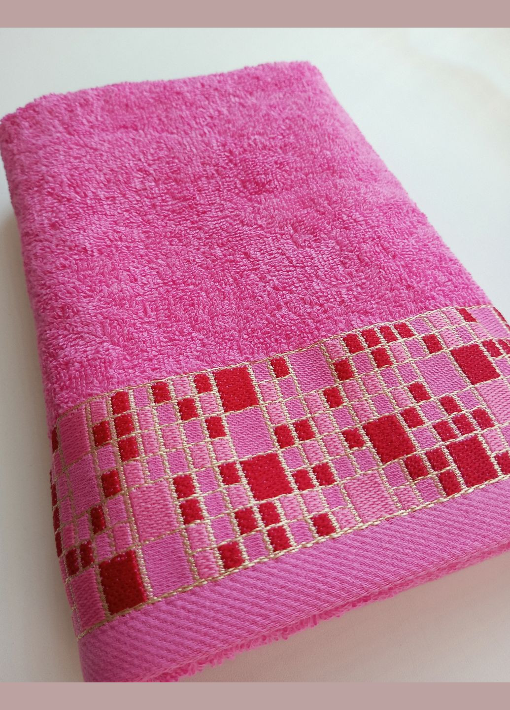 Полотенце махровое гладкокрашенное бордюр Мозаика 50х90 Катруся однотонный розовый