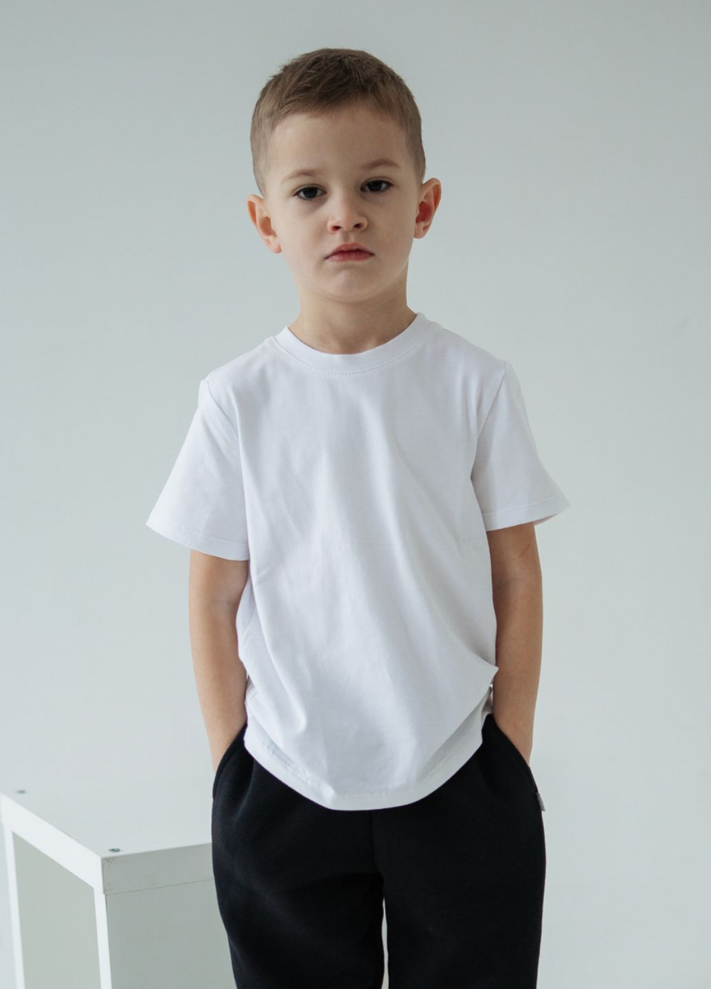 Біла демісезонна футболка дитяча Malwel